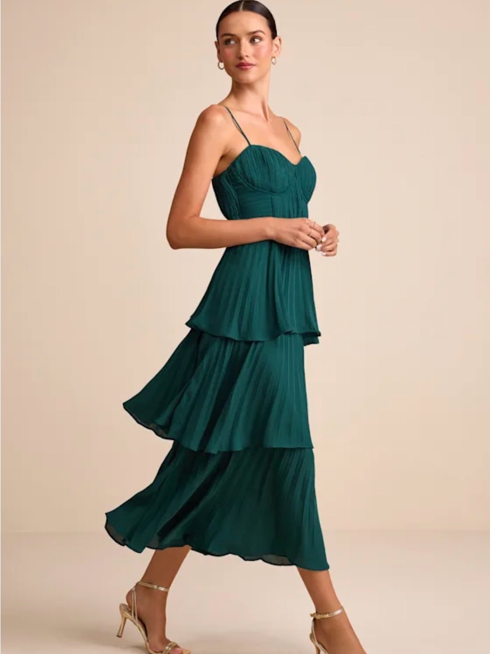 Women’s Emerald Tiered Midi Dress with Spaghetti Straps Lulus